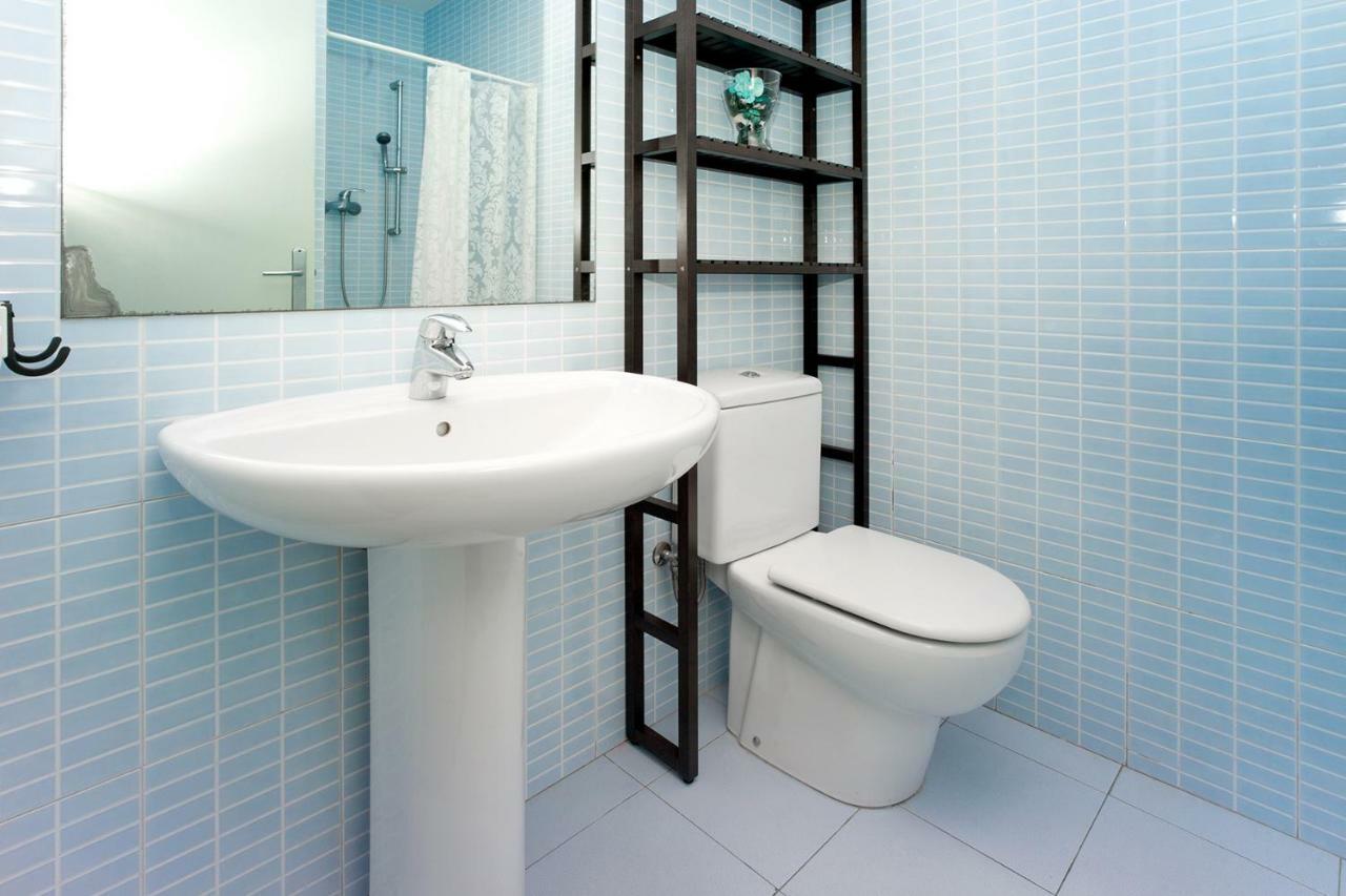 Apartamento Con Terraza, Balcon De Barcelona Esplugues de Llobregat Kültér fotó
