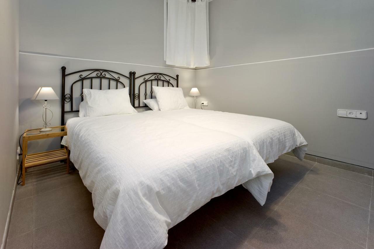 Apartamento Con Terraza, Balcon De Barcelona Esplugues de Llobregat Kültér fotó