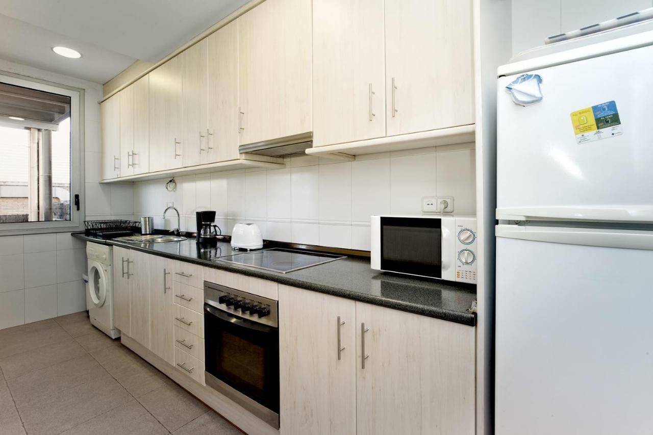 Apartamento Con Terraza, Balcon De Barcelona Esplugues de Llobregat Kültér fotó