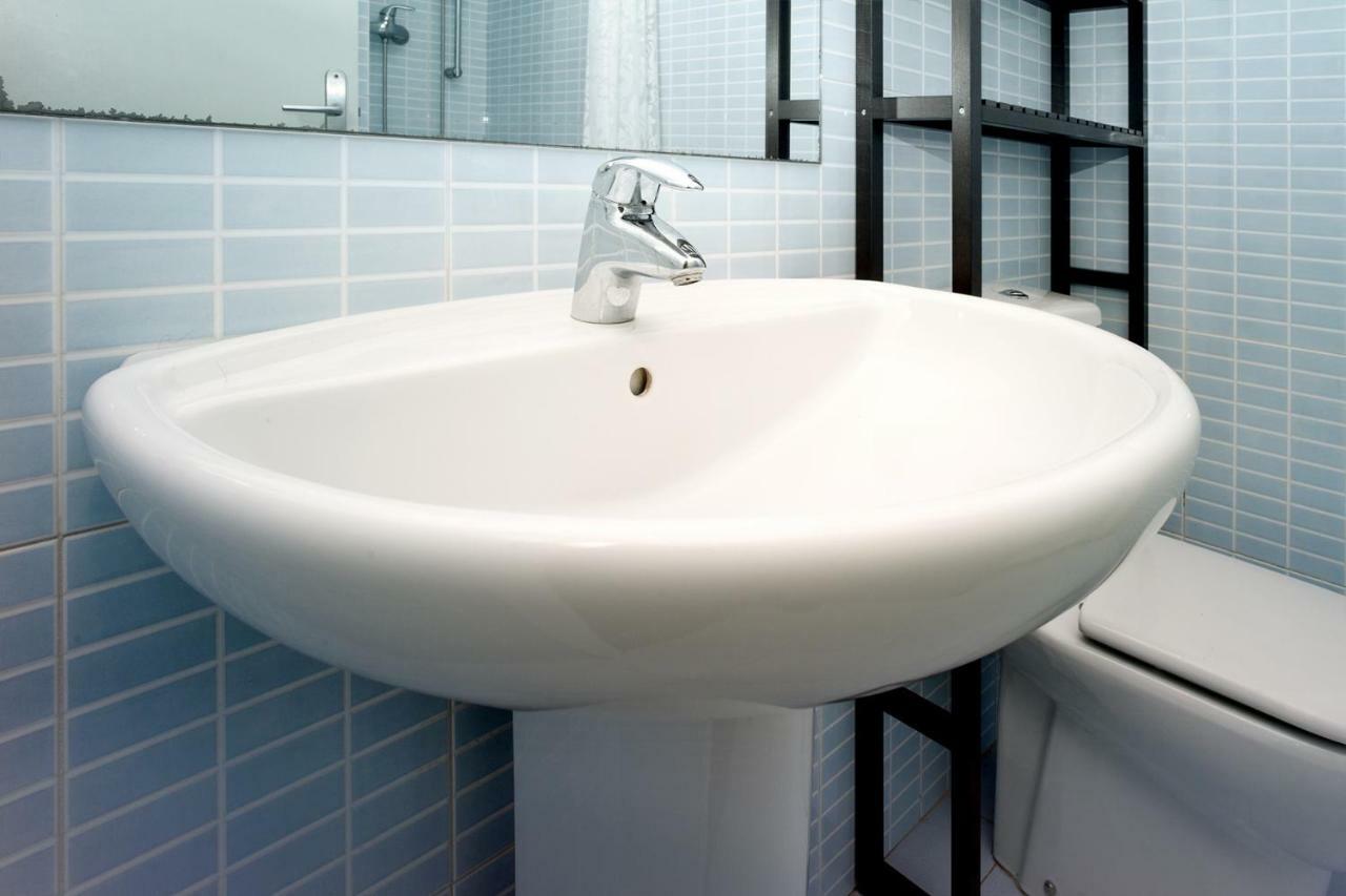 Apartamento Con Terraza, Balcon De Barcelona Esplugues de Llobregat Kültér fotó