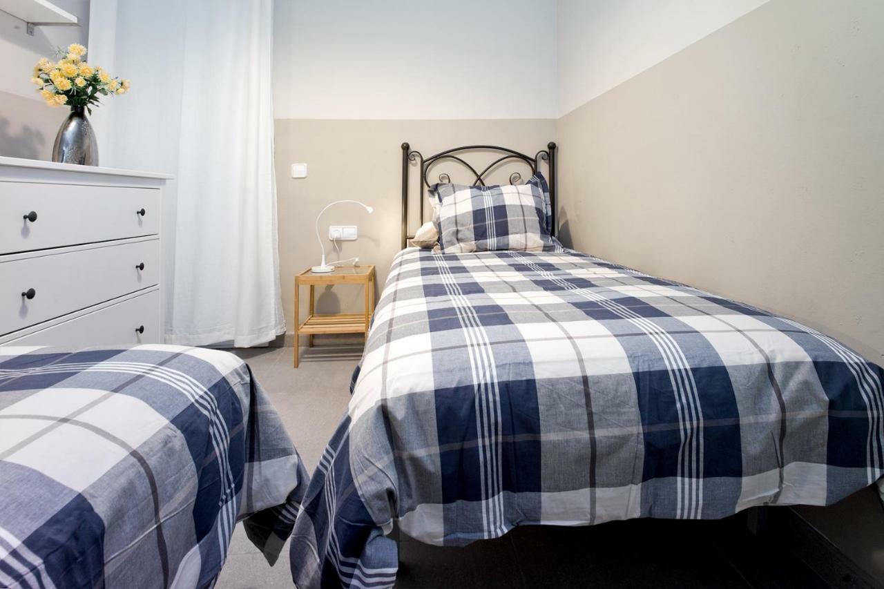 Apartamento Con Terraza, Balcon De Barcelona Esplugues de Llobregat Kültér fotó